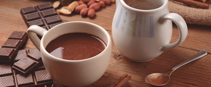 Bebida de chocolate sabor almendras - canela
